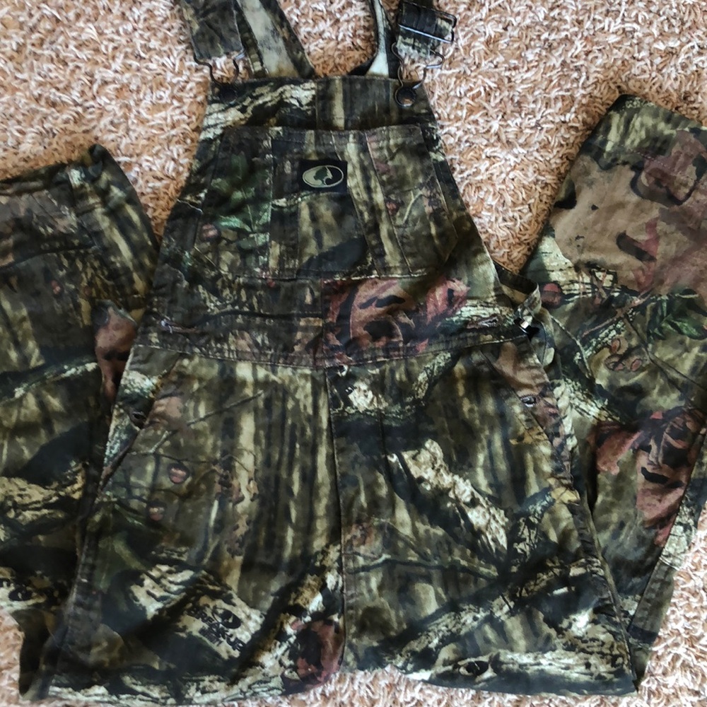 Boys camp bibs.